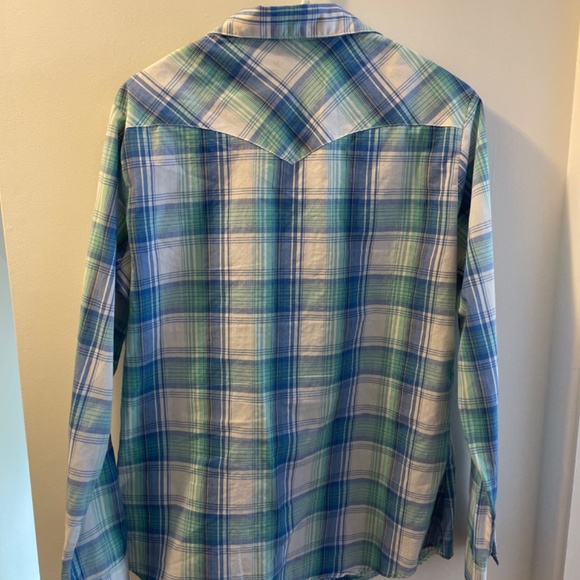 Wrangler Pearl Snap Shirt - Picture 2 of 4